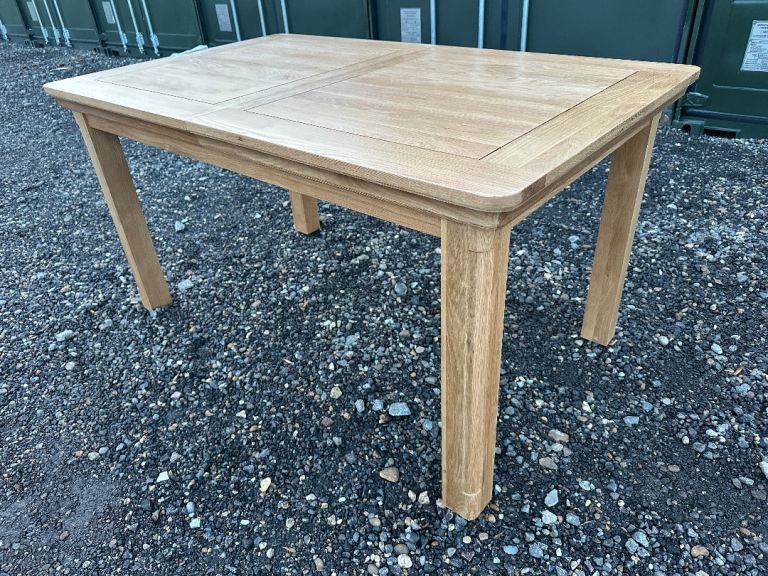 Oak Furnitureland - Canterbury Solid Natural Oak Extending 6 or 8 Seator Dinning Table