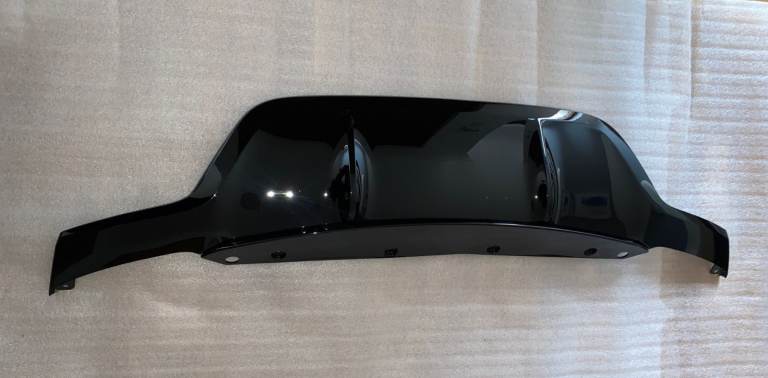 GENUINE RANGE ROVER EVOQUE 2019+ L551 REAR BUMPER DIFFUSER Gloss Black - Excellent Condition!