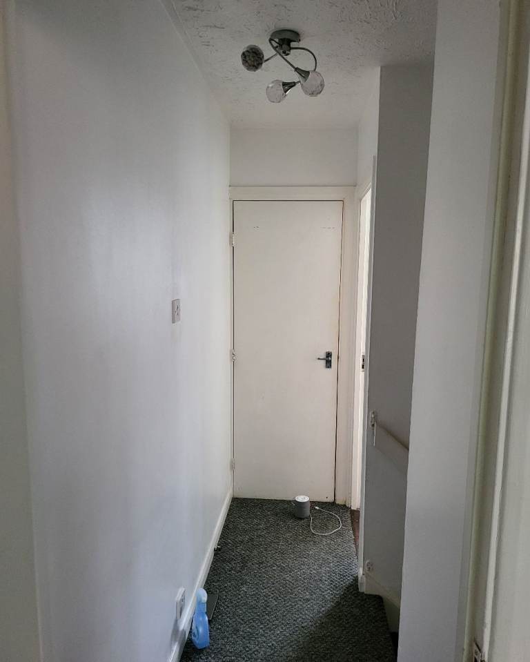1 Bedroom Mid Terraced House