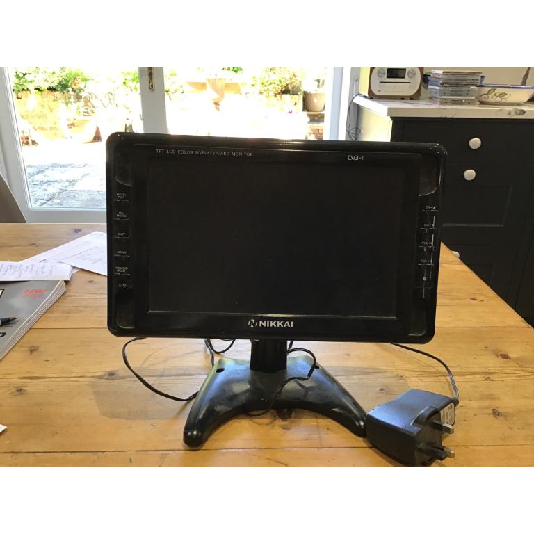 BARGAIN!! NIKKAI  LCDTVwithDVB/ATV/card reader : IMMACULATE CONDITION 
