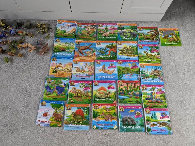 image for REDUCED -DeAgostini Prehistoric Dinosaur toys and books. S4 Bundle Joblot