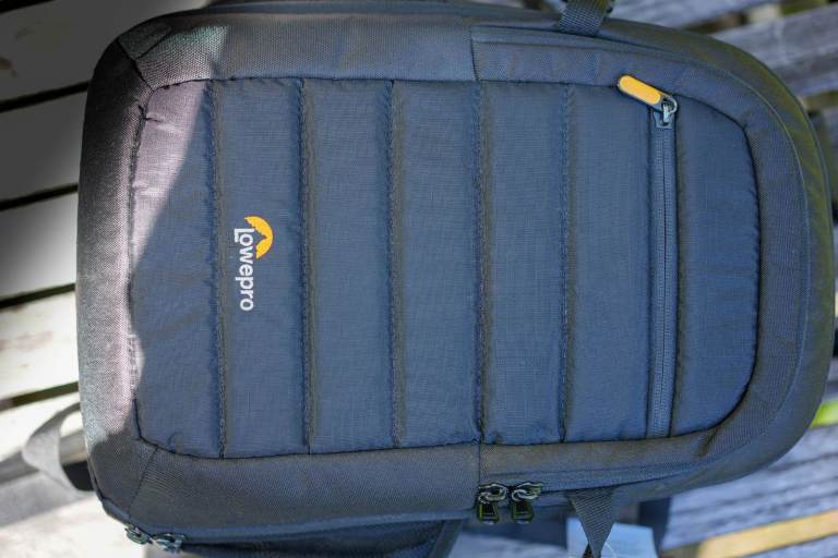 LOWEPRO BACPPACK BAG