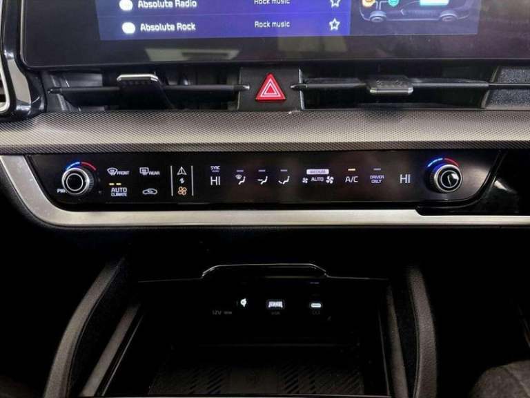 2022 Kia Sportage 1.6T GDi HEV 4 5dr Auto ESTATE PETROL/ELECTRIC Automatic