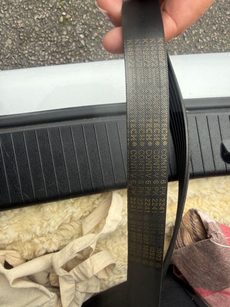 Mercedes original Serpentine / auxiliary belt