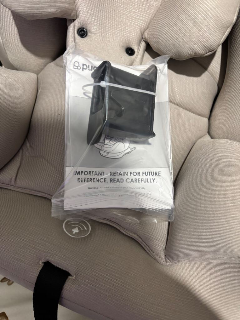 Puggle Car Seat – As Good As New, Beige | in Leicester, Leicestershire ...