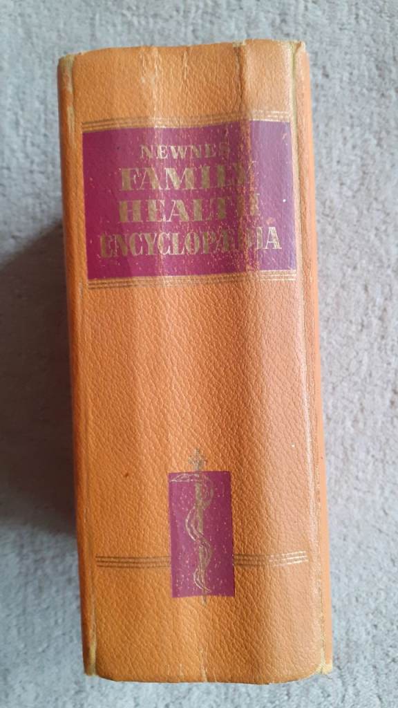 Newnes Family Health Encyclopedia 