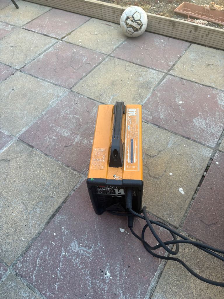 IMPAX IM-ARC 140 Arc Welder – Orange, Good Condition