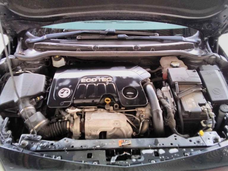 Vauxhall Astra 13-18 1.6 Diesel B16DTL Engine COMPLETE 71K IX BOLT