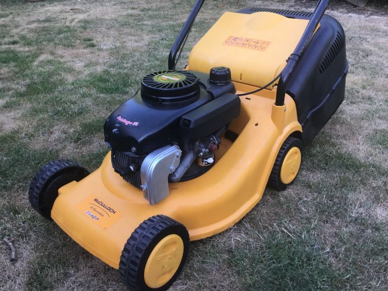McCulloch M3540  Petrol Lawnmower push propelled with Grass Box.