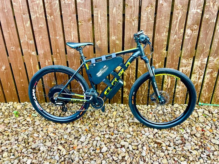 Carrera furnace E-bike, electric bike NEW WITH WARRANTY 