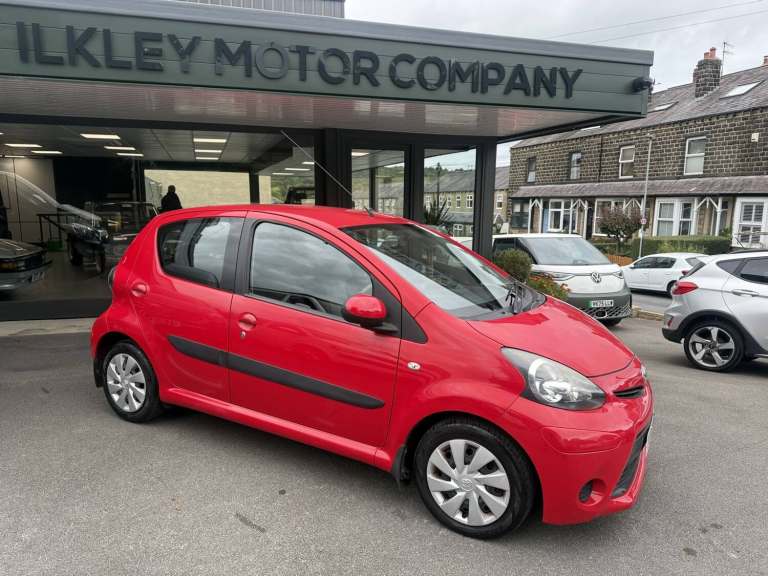 2014 Toyota AYGO 1.0 VVT-i Move 5dr HATCHBACK PETROL Manual