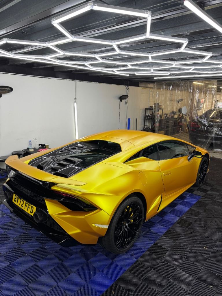 WINDOW TINT & CAR WRAPPING 