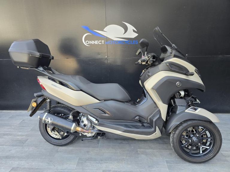 YAMAHA MWD 300 TRICITY 2023 LOW MILEAGE HPI CLEAR 1 OWNER