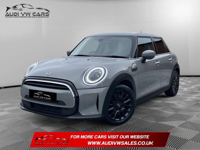 2022 MINI Hatch 1.5 Cooper Classic 5dr Auto HATCHBACK PETROL Automatic