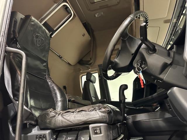 Scania R480 6x2 Midlift Tractor Unit Manual