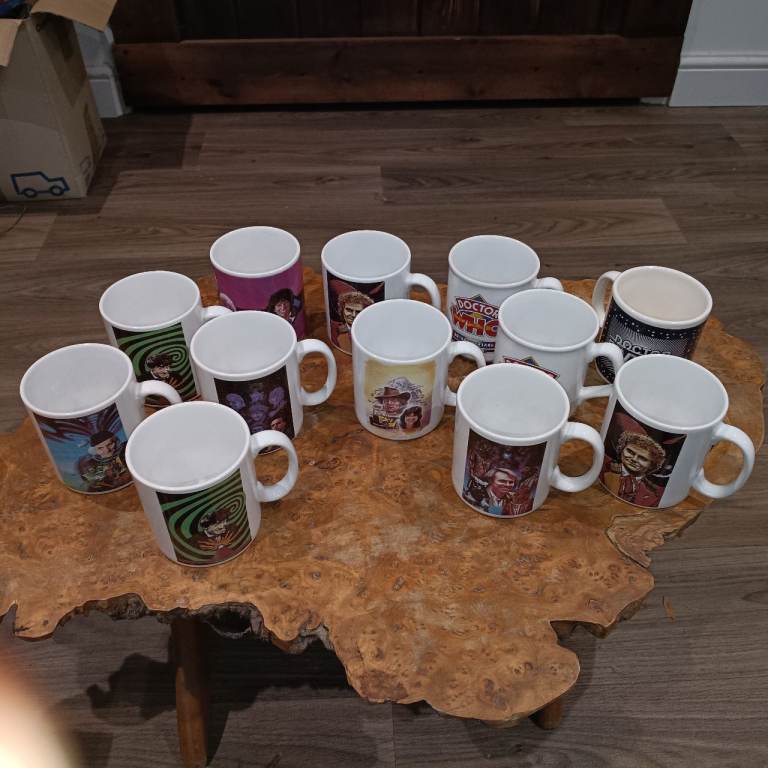 Set of 12 Doctor Who Mugs – Good Condition