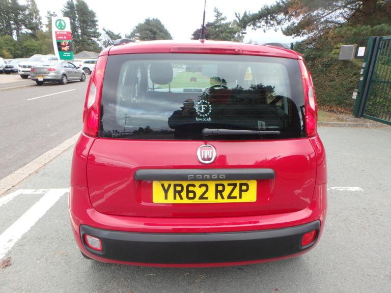 2012 Fiat Panda 1.2 Lounge 5dr..£35 Road Tax HATCHBACK Petrol Manual
