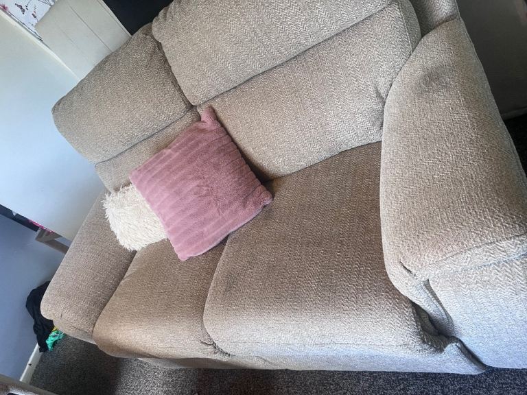 Free! Comfortable Beige 2/3 Seater Sofa – Good Condition