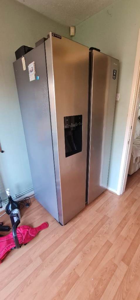 Hisense American fridge freezer 