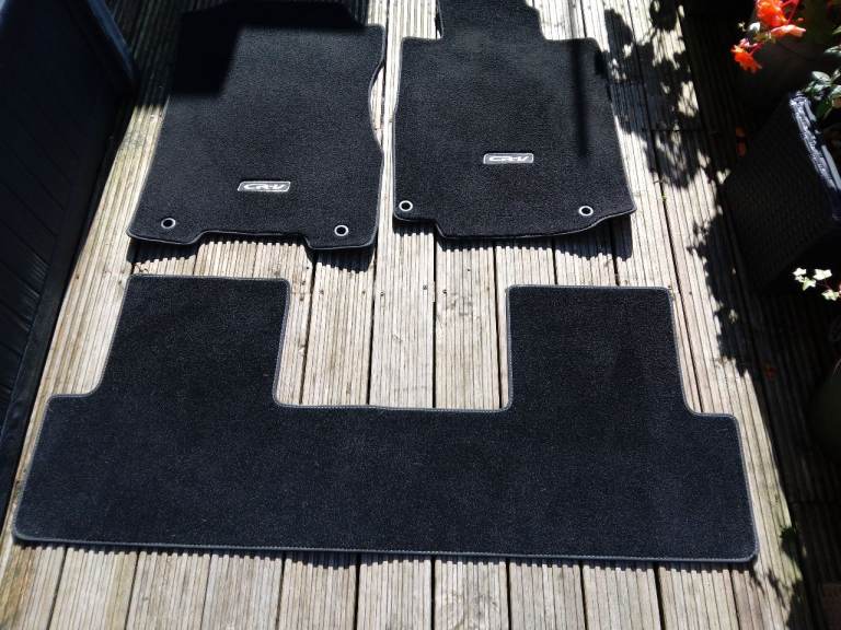 Honda CRV fitted floor mats/carpet