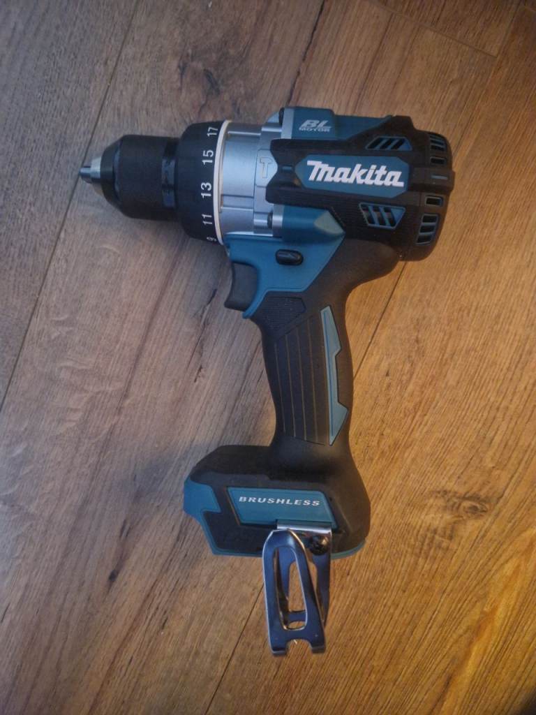 Never been used makita combi good price