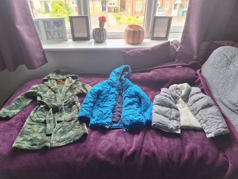 Kids Coats Bundle – Good Condition size 4 to 5 year's 