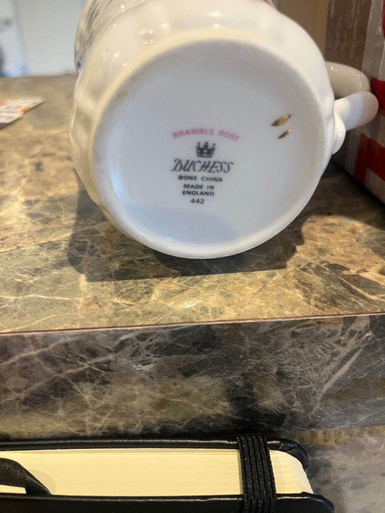 FOUR DUCHESS BONE CHINA TEA MUGS