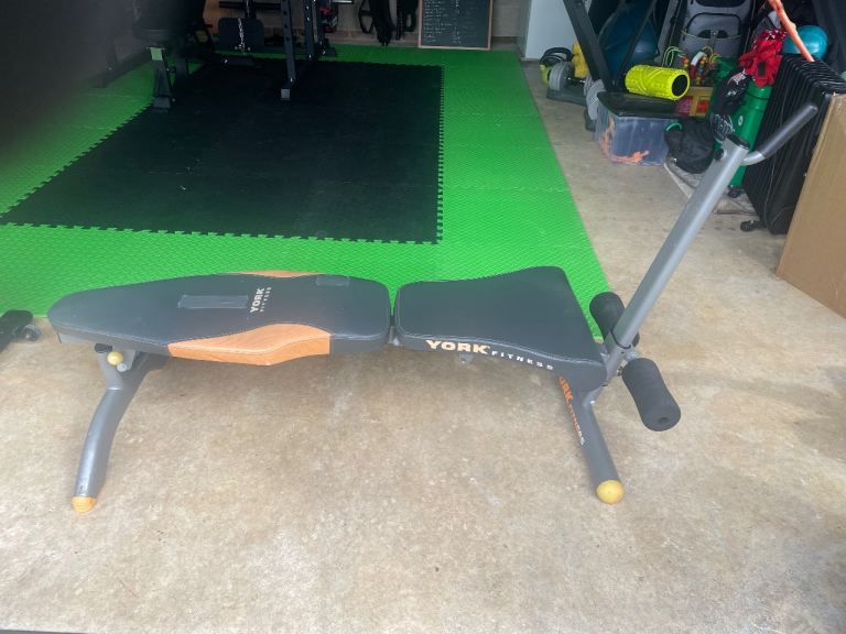 YORK FITNESS ADJUSTABLE GYM BENCH FOR SALE