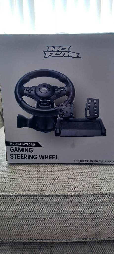 NGS Gaming Steering Wheel for PC/Console – Brand New