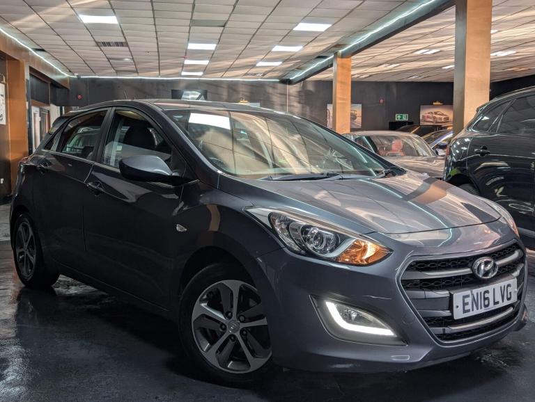 2016 Hyundai i30 1.6 CRDi Blue Drive SE 5dr DCT HATCHBACK DIESEL Automatic