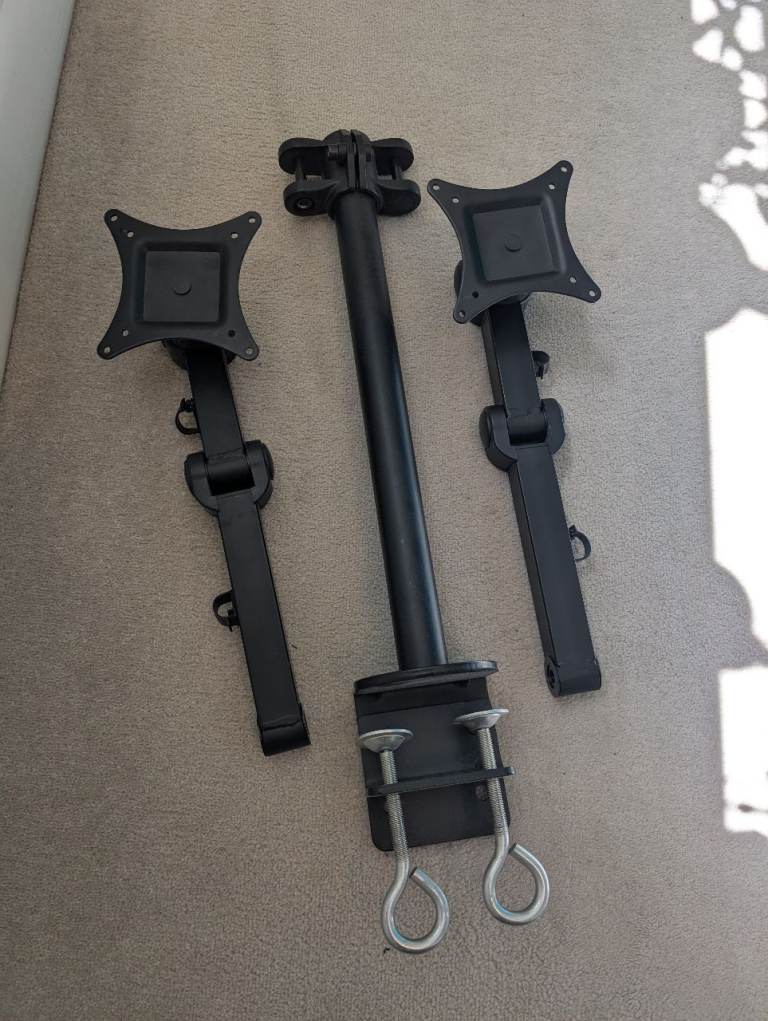 Dual Monitor Arm