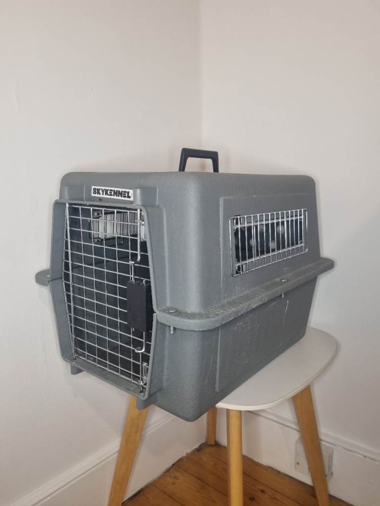 Petmate Airline Cargo Crate Medium with added metal hardware