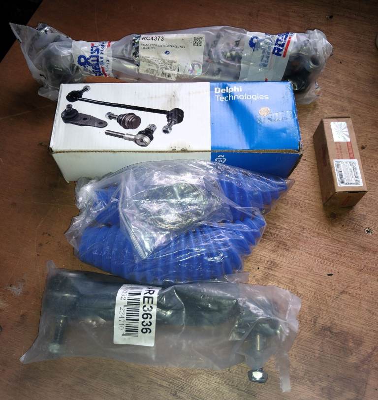 Qashqai 1.6 diesel / maybe other Qashqai front end  steering kit