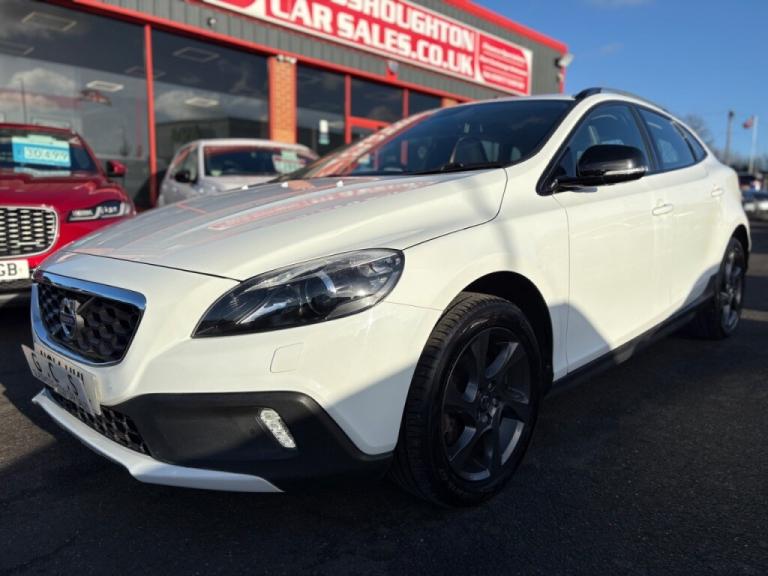  Volvo V40 Cross Country D2 Cross Country Lux 5dr -FSH- Diesel