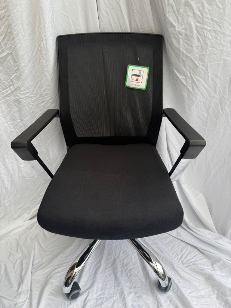 Black Mesh Office Chair with Armrests New