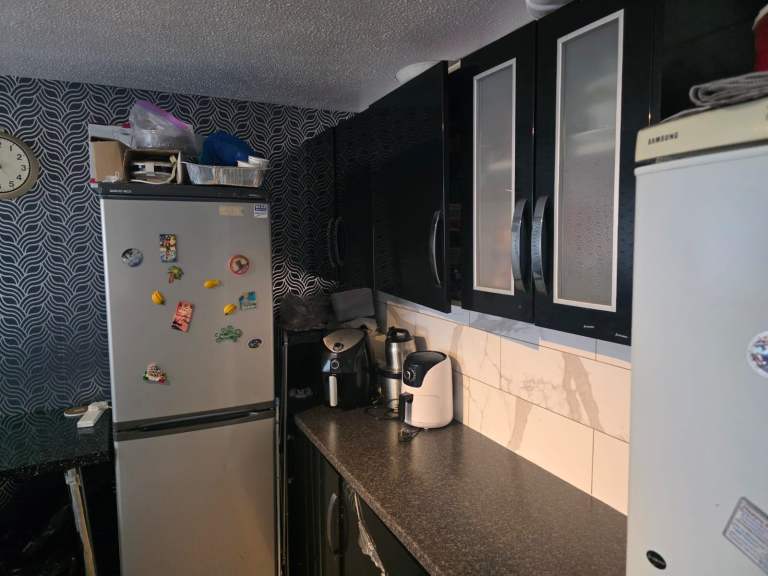 House share Custom House
