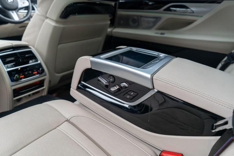  BMW 7 Series 3.0 745Le 12kWh M Sport Auto xDrive Euro 6 (s/s) 4dr Petrol/Electric Hybrid Automatic