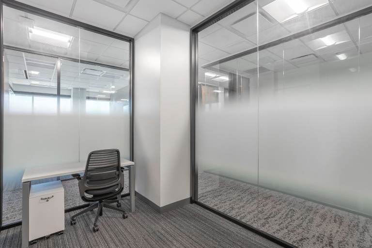Nuneaton - CV107RH \ Office Space Available to Rent by the Day