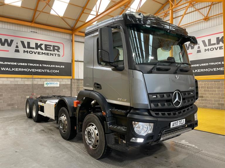 MERCEDES AROCS 3246 8X4 *EURO 6* CHASSIS CAB – 2017 – AY17 TCJ