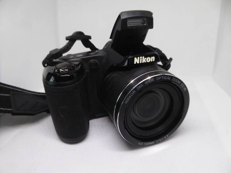 Nikon L340 20mp bridge camera