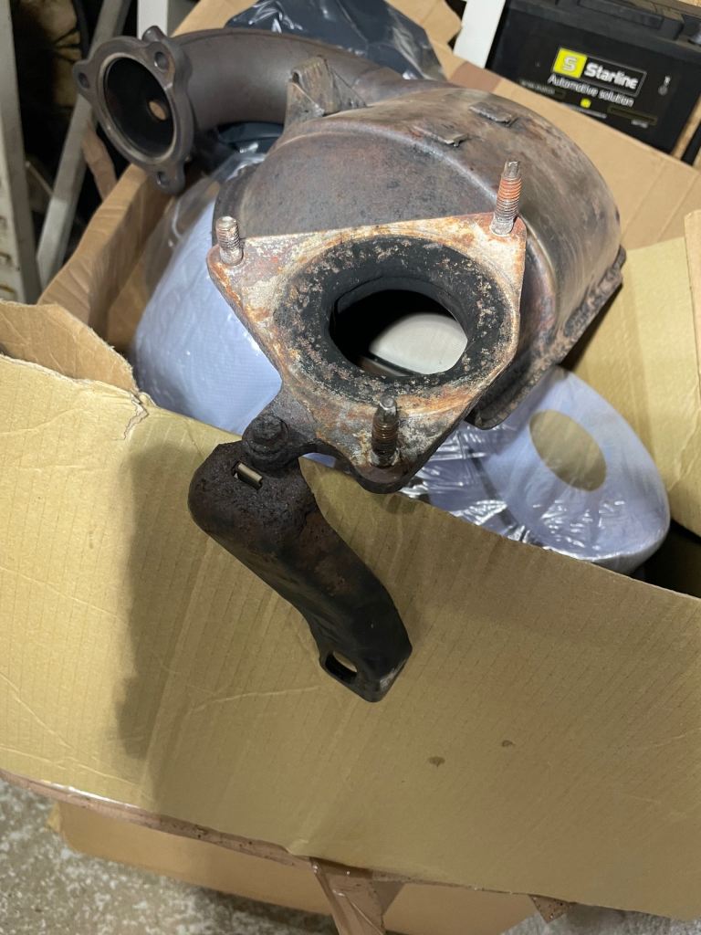 Catalytic converter for scrap 