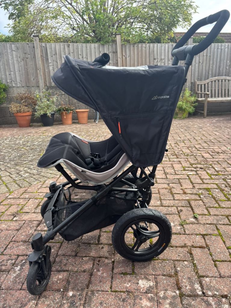 Mountain Buggy Nano Duo Double Pushchair – Black, Good Condition