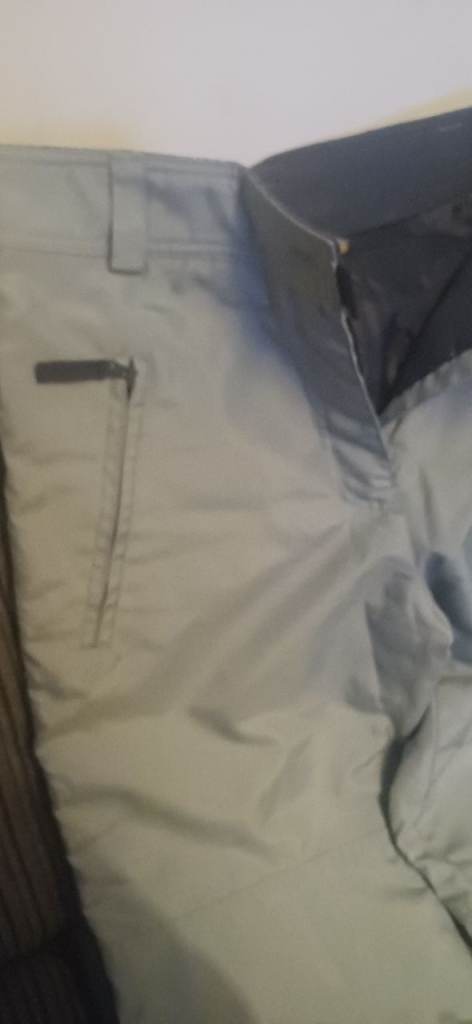 Snow Trousers -new