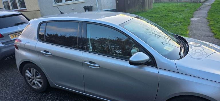 Peugeot, 308, Hatchback, 2015, Manual, 1560 (cc), 5 doors