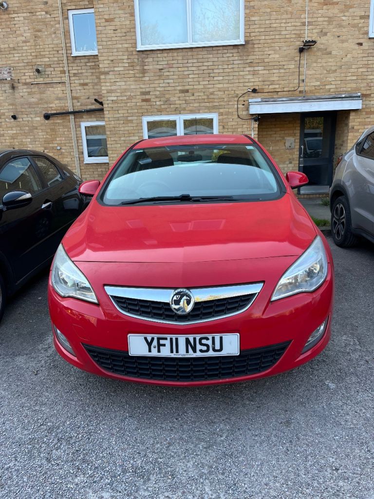 2011 Vauxhall Astra 1.6 VVT Exclusive (Manual, Petrol)