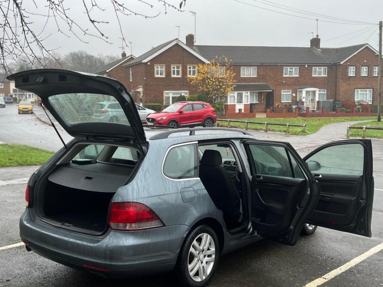 2010 Volkswagen Golf 1.6 TDI 105 SE 5dr DSG ESTATE Diesel Automatic