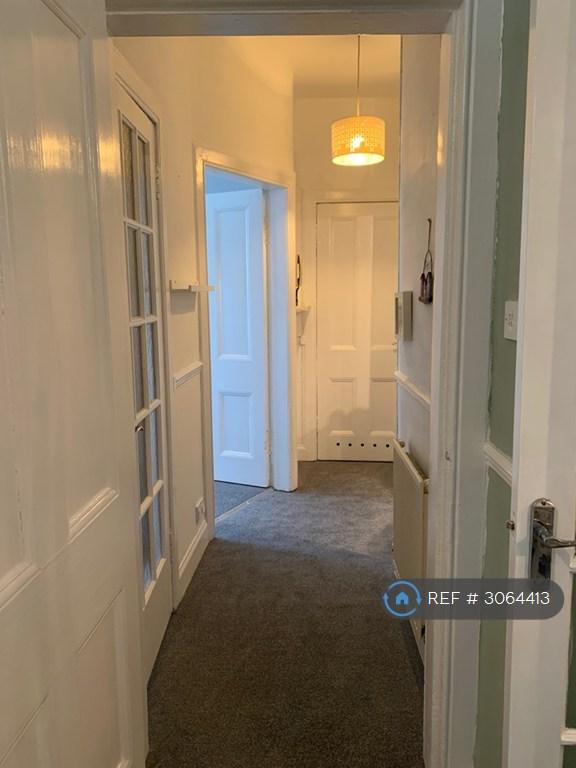 1 bedroom flat in Wheatfield Street, Edinburgh, EH11 (1 bed) (#3064413)