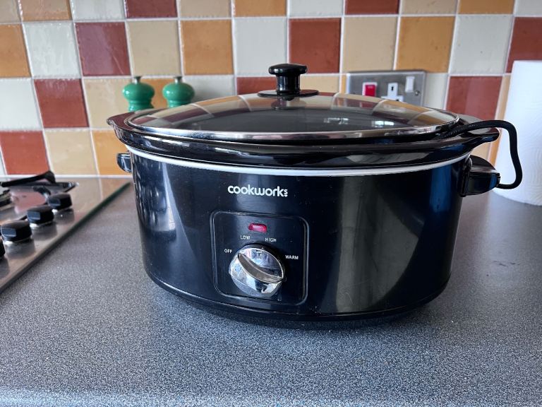 Cookworks Slow Cooker - Black - Excellent Condition