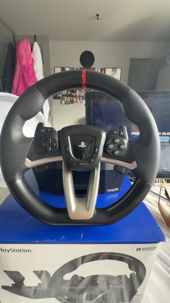 Hori Racing Wheel Apex for PS4/PS5 – As Good As New