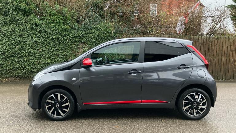 2022 Toyota AYGO 1.0 VVT-i X-Trend TSS 5dr x-shift Petrol Hatchback Hatchback Petrol Automatic